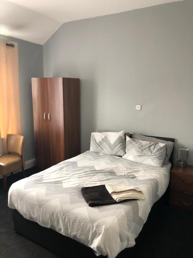 The Holystone Bar & Restaurant Hotel Forest Hall Ngoại thất bức ảnh
